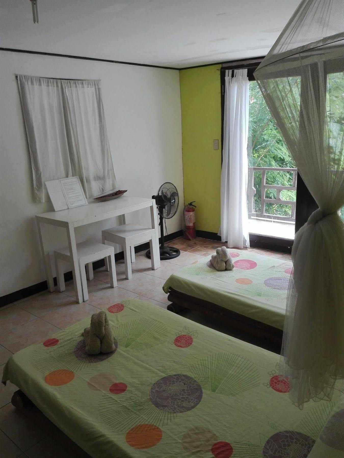 Surfers Home Boracay Balabag  Экстерьер фото